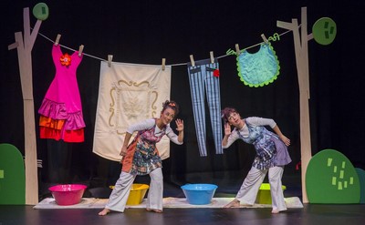 Teatro para bebés en el TMCE de Torrelavega