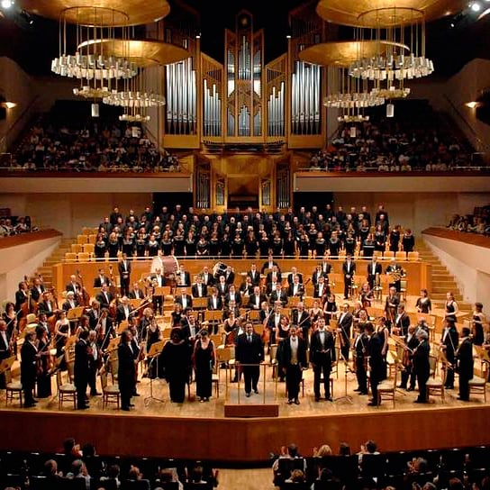 Concierto de Orquesta y Coro Nacionales de España + Asier Polo (violonchelo) en Auditorio Nacional de Música en Madrid