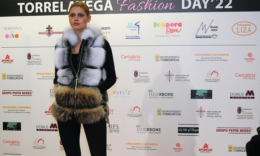 Torrelavega Fashion Day Abbie Potter · Adriana Moda