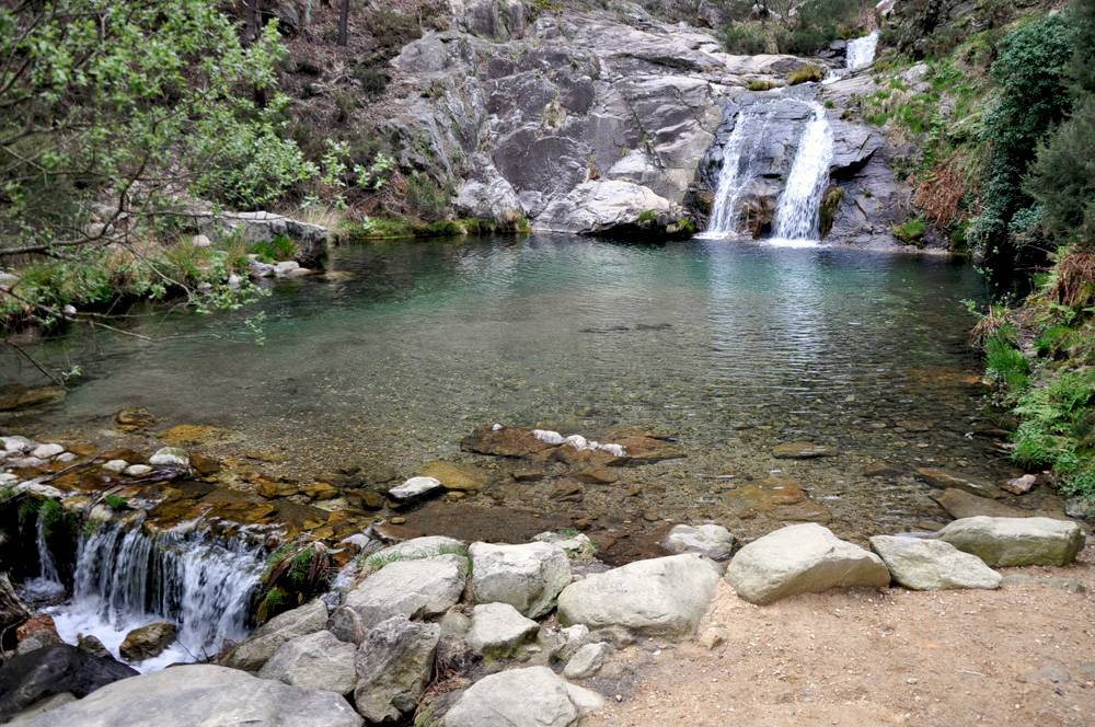 Poza de Mougás. piscinas naturales pontevedra