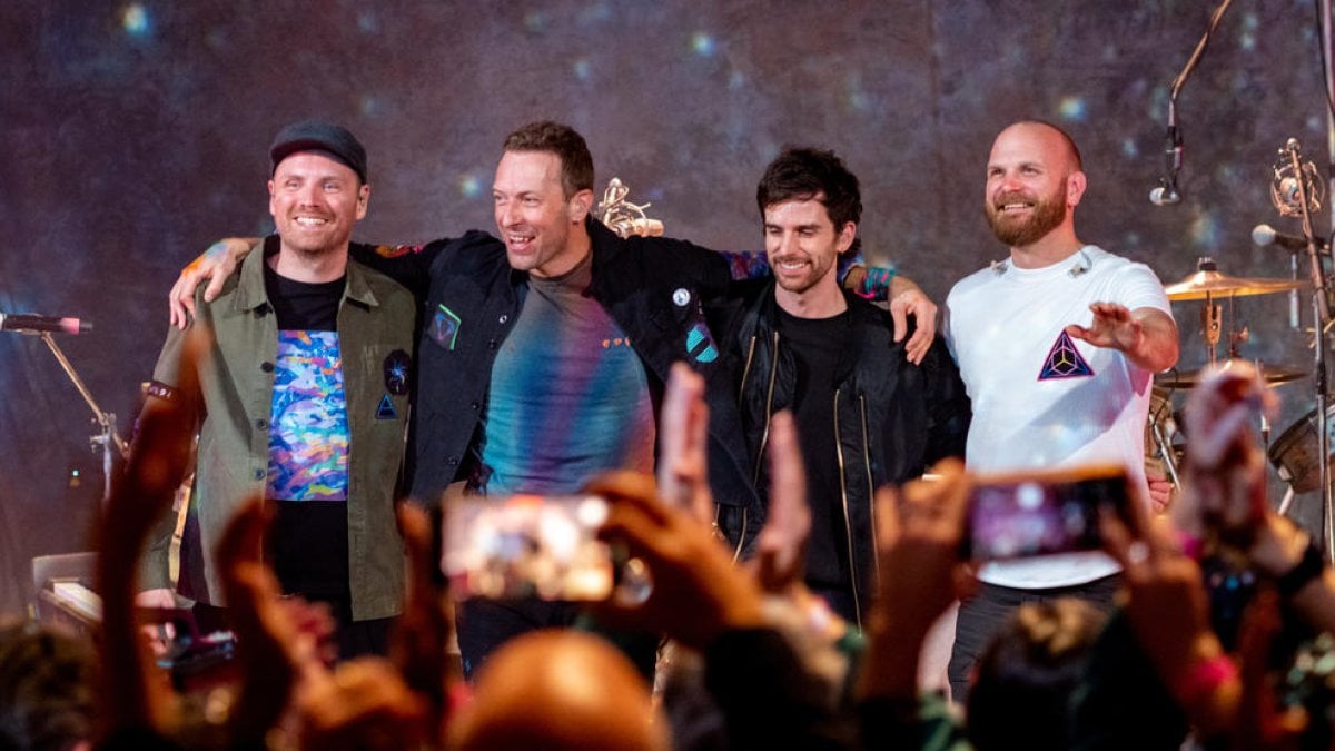 Parachutes: Coldplay celebra 24 años de su álbum debut