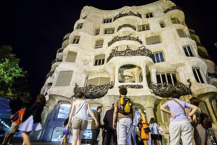 la pedrera recorrido nocturno 2