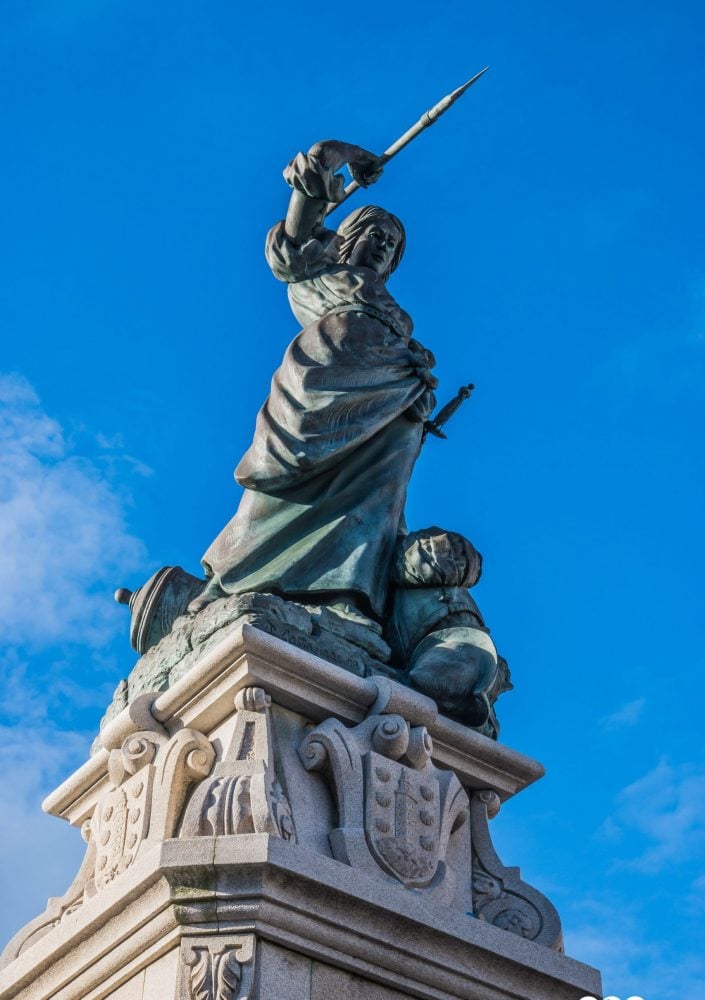 Estatua de Maria Pita